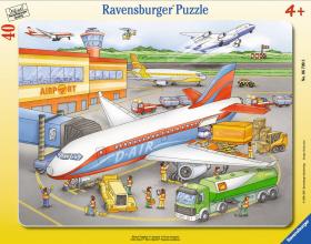 Ravensburger 06700 - Kleiner Flugplatz, 40 Teile Rahmenpuzzle